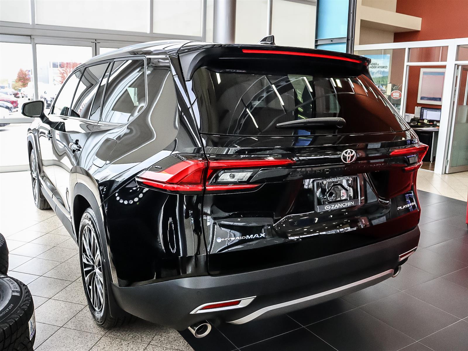 2024 Toyota Highlander in Vaughan, Ontario, 71,607